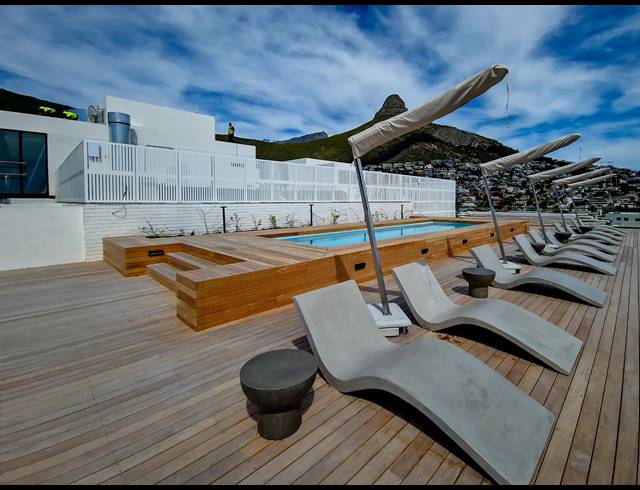 1 BEDROOM APARTMENT TO LET IN SEA POINT